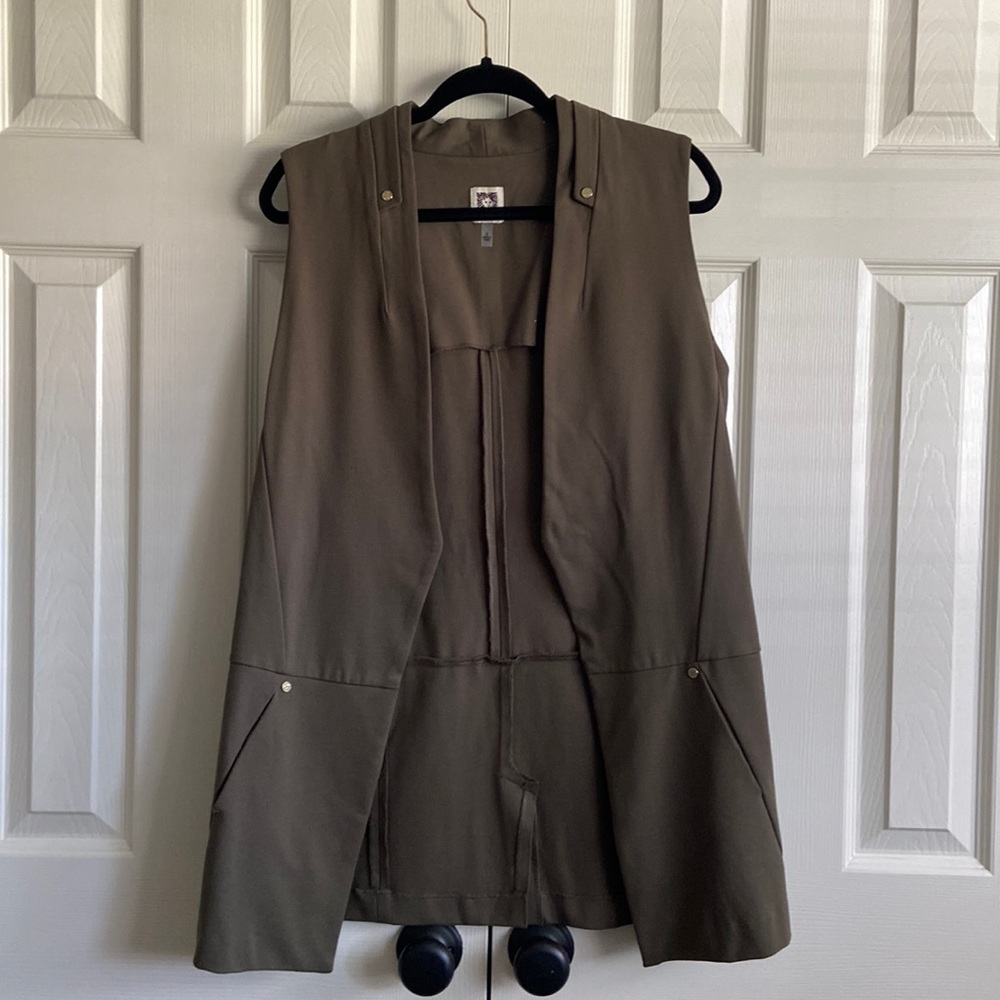 Anne Klein vest